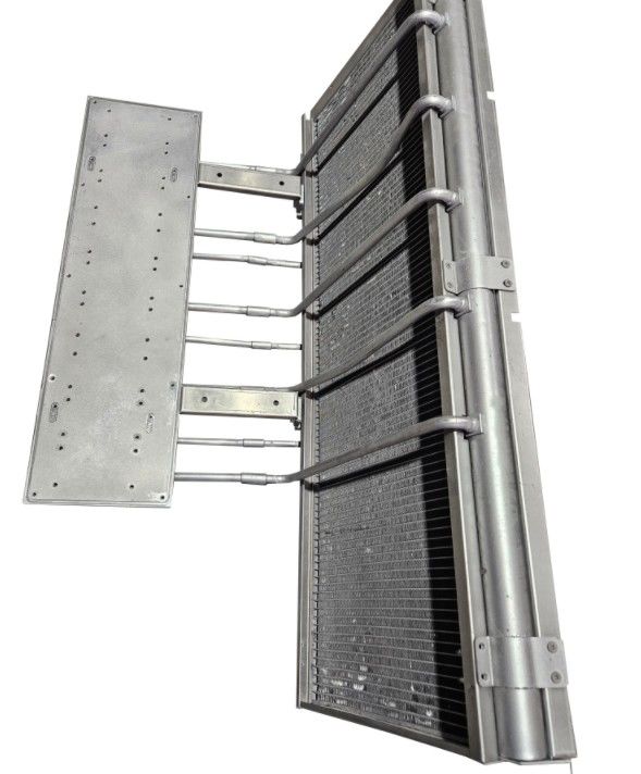 Vertical Thermosiphon Heat Exchanger Apparatus With Enhanced Heat Transfer Area