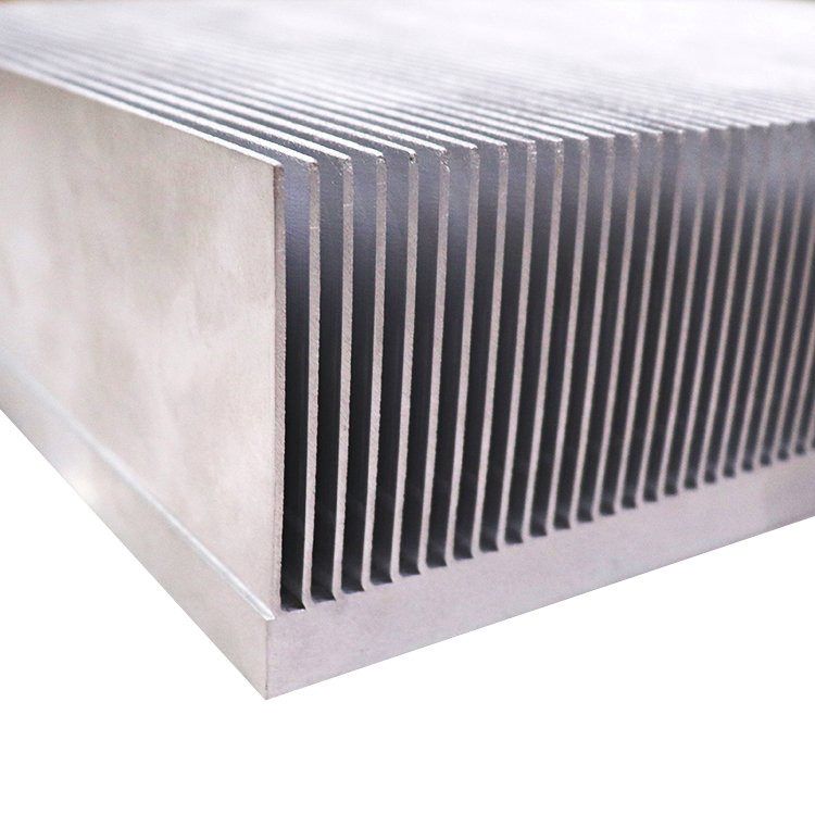 OEM Manufacturer Aluminum Skived Fin Heat Sink Lightweight 0.1-0.4mm