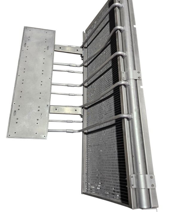 Vertical Thermosiphon Heat Exchanger Apparatus With Enhanced Heat Transfer Area